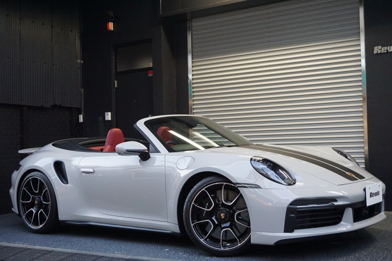 ポルシェ 911(Type992) 911（Type992）Turbo S Cabriolet　 PCCB TurboS Exclusiveホイール Fリフト クレヨン  OP3,383,900 中古車