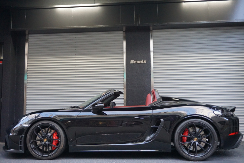 ポルシェ 718スパイダー Boxster Spyder  6MT スパイダークラシックインテリア LEDヘッドライト ブラック 中古車 中古車