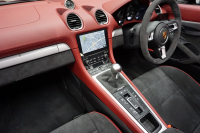 ポルシェ 718スパイダー Boxster Spyder  6MT スパイダークラシックインテリア LEDヘッドライト ブラック 中古車 中古車