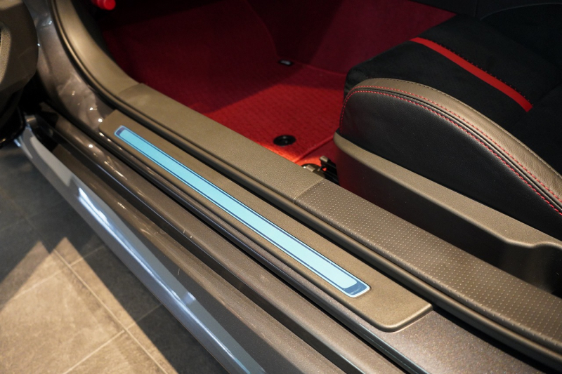 トヨタ GR86 RZ 6MT ワンオーナー 禁煙車 bremboブレーキ SACHSサス フルオリジナル 中古車 中古車