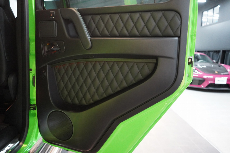 AMG Gクラス G63 Crazy Color Limited 全国限定6台 エイリアングリーン 禁煙車 中古車 中古車
