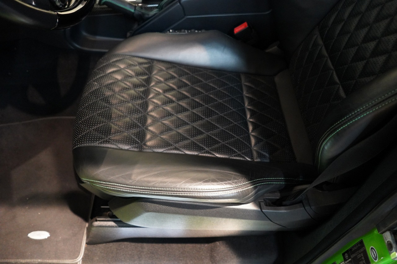 AMG Gクラス G63 Crazy Color Limited 全国限定6台 エイリアングリーン 禁煙車 中古車 中古車