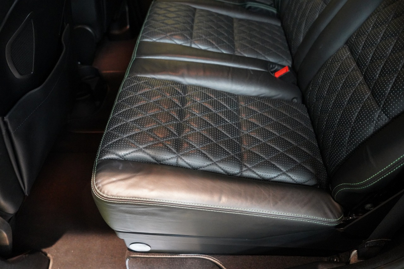 AMG Gクラス G63 Crazy Color Limited 全国限定6台 エイリアングリーン 禁煙車 中古車 中古車