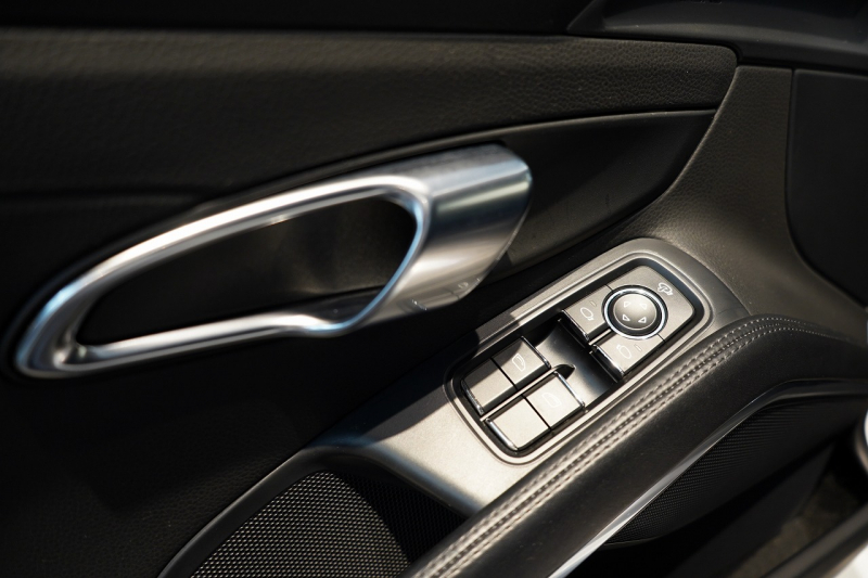 ポルシェ 911(Type991.1) Carrera S PDK 左H スポクロ スポエグ スポーツステアリング PC入庫14回 中古車 中古車