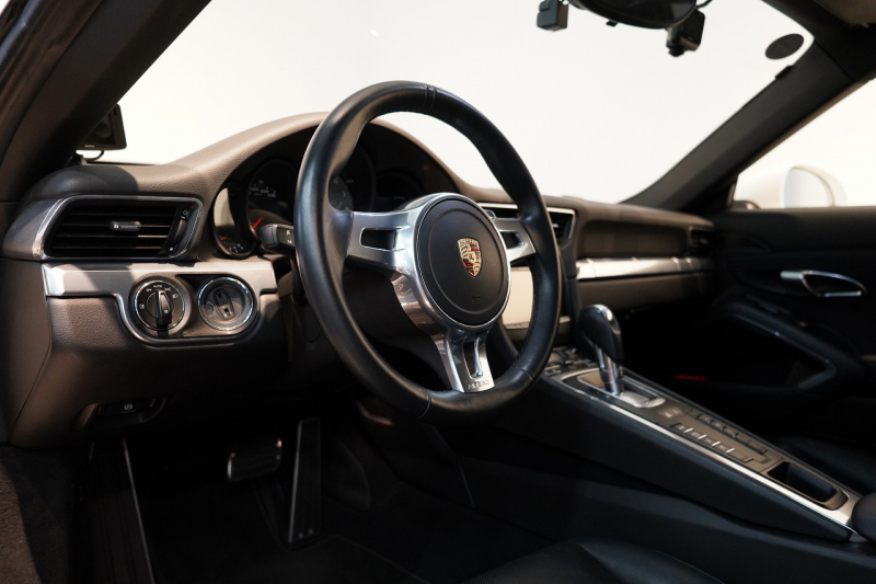 ポルシェ 911(Type991.1) Carrera S PDK 左H スポクロ スポエグ スポーツステアリング PC入庫14回 中古車 中古車