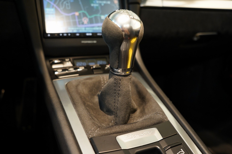 ポルシェ ボクスター(Type981) Boxster GTS 6MT 左H スポクロ スポエグ スポーツシャシー レザーインテリア 中古車 中古車