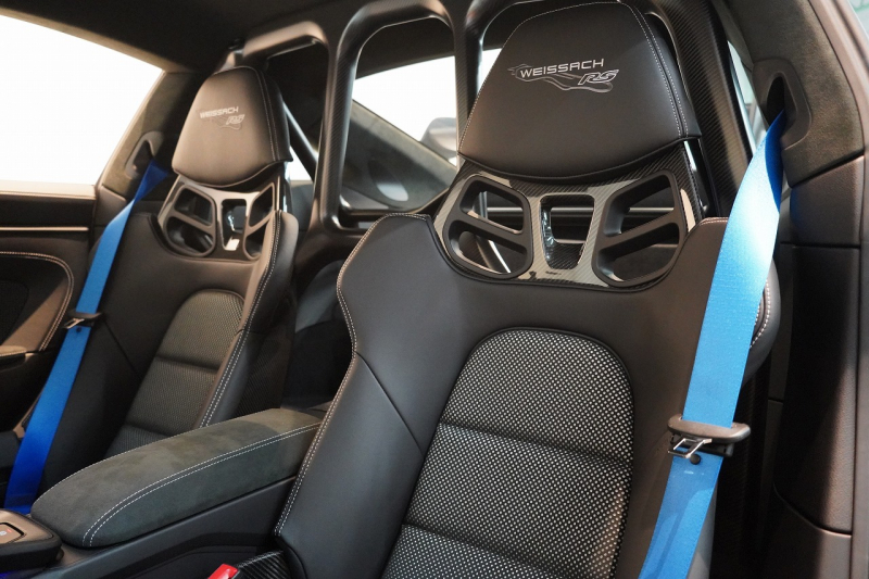 ポルシェ 911(Type992) GT3RS PDK ワンオーナー OP973 ヴァイザッハパッケージ PCCB Fリフト レザー×Race-Texインテリア 中古車 中古車