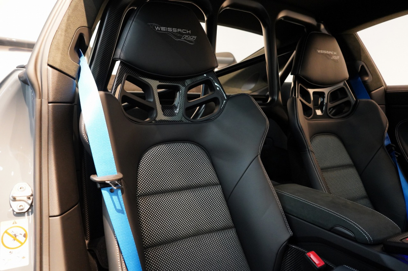 ポルシェ 911(Type992) GT3RS PDK ワンオーナー OP973 ヴァイザッハパッケージ PCCB Fリフト レザー×Race-Texインテリア 中古車 中古車