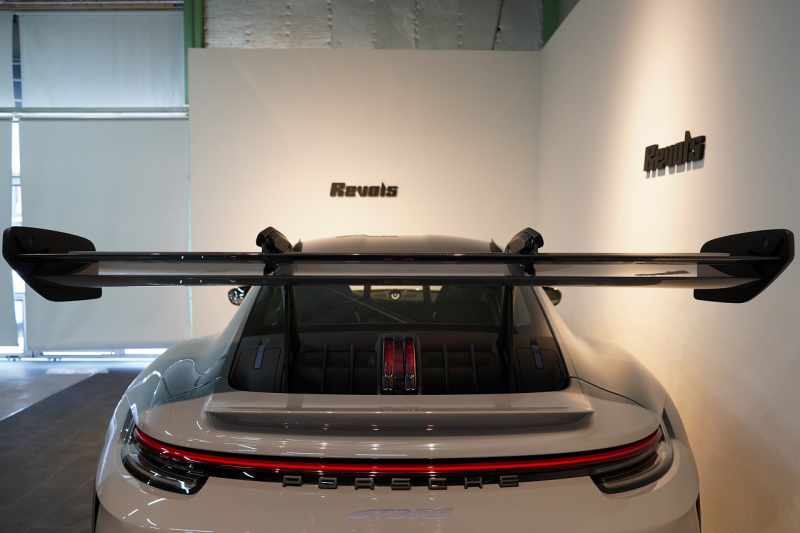 ポルシェ 911(Type992) GT3RS PDK ワンオーナー OP973 ヴァイザッハパッケージ PCCB Fリフト レザー×Race-Texインテリア 中古車 中古車