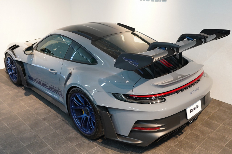 ポルシェ 911(Type992) GT3RS PDK ワンオーナー OP973 ヴァイザッハパッケージ PCCB Fリフト レザー×Race-Texインテリア 中古車 中古車