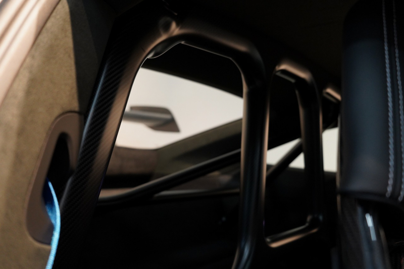 ポルシェ 911(Type992) GT3RS PDK ワンオーナー OP973 ヴァイザッハパッケージ PCCB Fリフト レザー×Race-Texインテリア 中古車 中古車