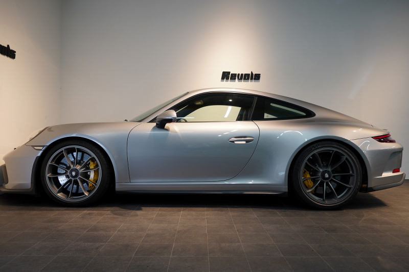 ポルシェ 911(Type991.2) GT3 Touring Package 6MT 左H ワンオーナー OP422 PCCB Fリフト レザーインテリア LEDヘッドライト スポクロ 中古車 中古車