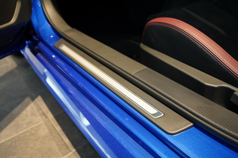 スバル BRZ STi スポーツ ワンオーナー bremboブレーキ 純正OPナビゲーション フルオリジナル 中古車 中古車