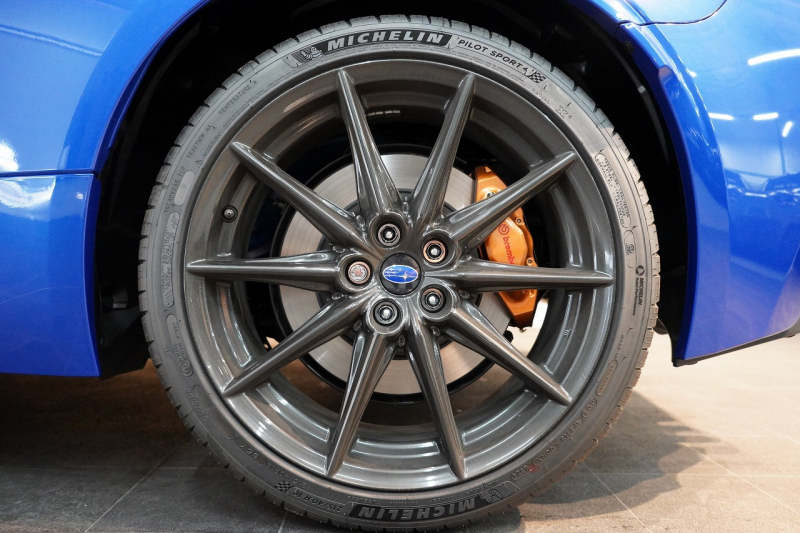 スバル BRZ STi スポーツ ワンオーナー bremboブレーキ 純正OPナビゲーション フルオリジナル 中古車 中古車