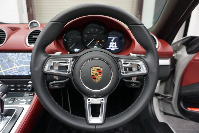 ポルシェ 718スパイダー (Type718)Spyder PDK スパイダークラシックインテリア LEDヘッドライト  中古車