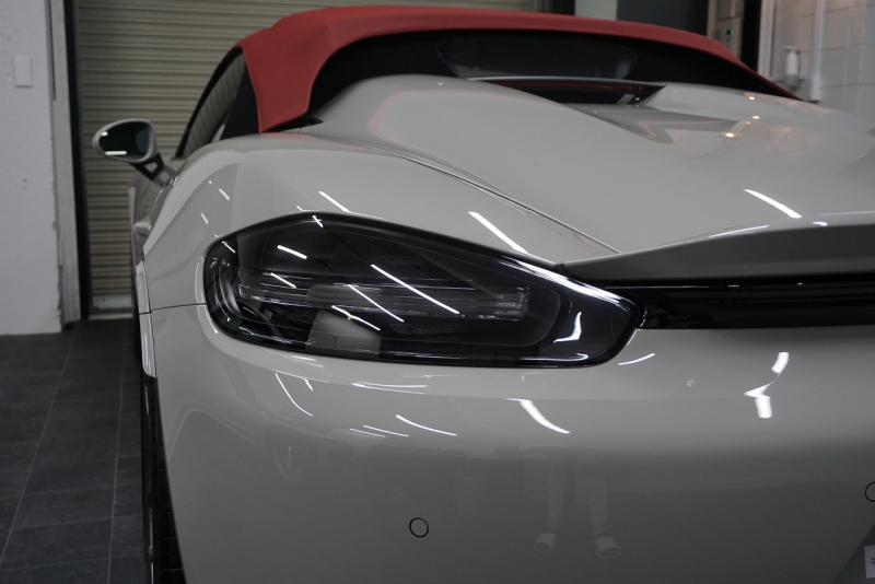 ポルシェ 718スパイダー (Type718)Spyder PDK スパイダークラシックインテリア LEDヘッドライト  中古車