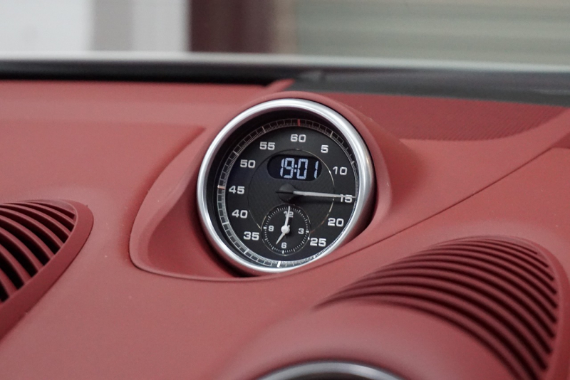 ポルシェ 718スパイダー (Type718)Spyder PDK スパイダークラシックインテリア LEDヘッドライト  中古車