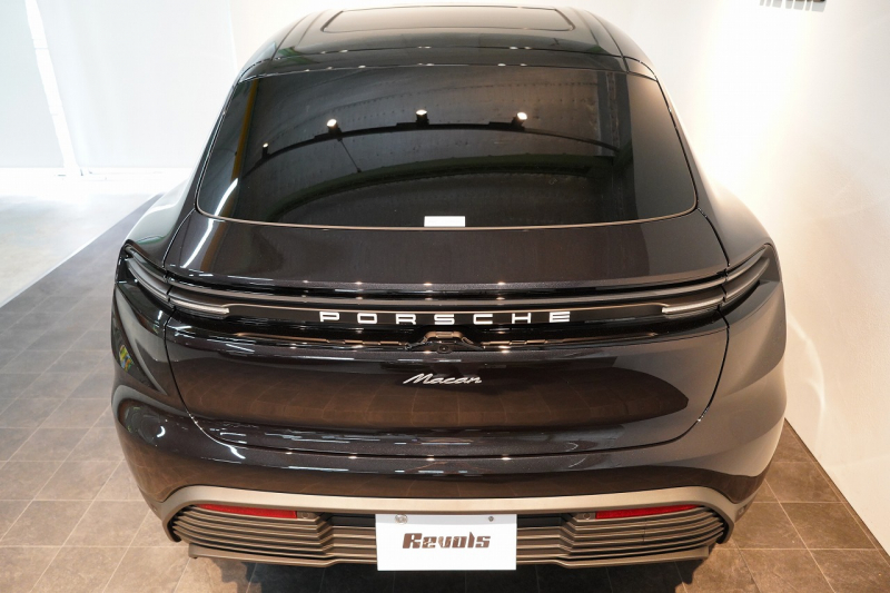 ポルシェ マカン Electric 新型EVモデル ワンオーナー スポクロ OP21インチホイール パノラマルーフ 保証継承可 中古車 中古車