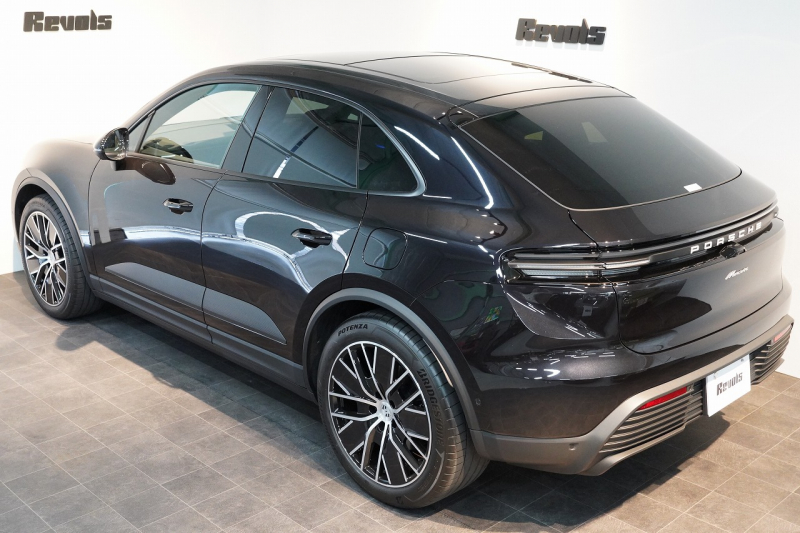 ポルシェ マカン Electric 新型EVモデル ワンオーナー スポクロ OP21インチホイール パノラマルーフ 保証継承可 中古車 中古車