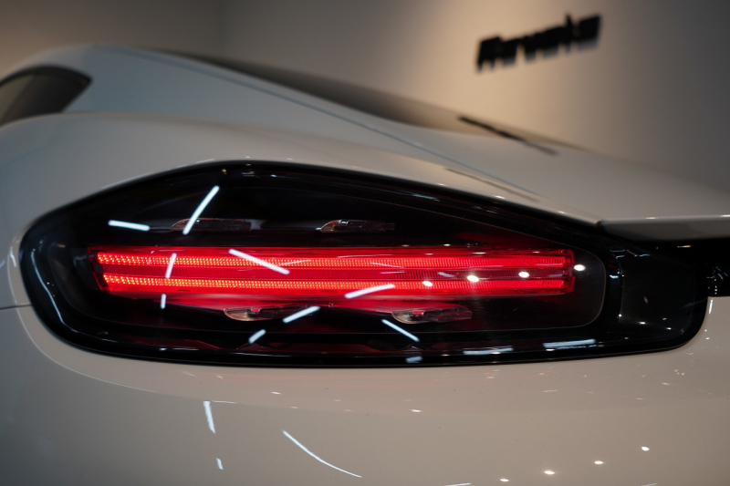 ポルシェ 718 ケイマン PDK スポクロ スポエグ 20インチCarreraSホイール 電格ミラー 中古車 中古車