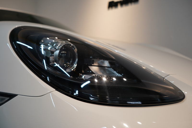 ポルシェ 718 ケイマン PDK スポクロ スポエグ 20インチCarreraSホイール 電格ミラー 中古車 中古車