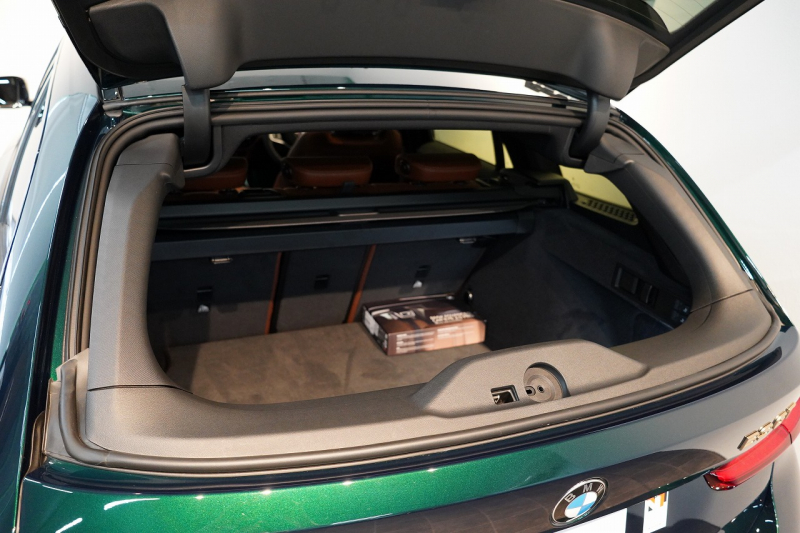 アルピナ B3 Touring GT Allrad 1オーナー アルピナグリーン メリノレザー 電動パノラマルーフ セーフティPKG 中古車 中古車