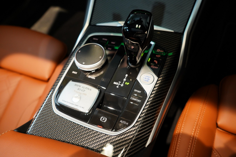 アルピナ B3 Touring GT Allrad 1オーナー アルピナグリーン メリノレザー 電動パノラマルーフ セーフティPKG 中古車 中古車