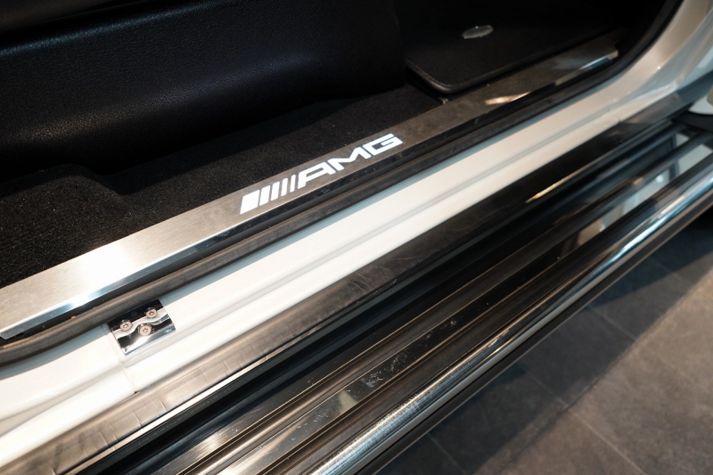 AMG Gクラス G63 designoエクスクルーシブインテリア designoミスティックホワイト カーボンインテリア サイドビューカメラ 中古車 中古車