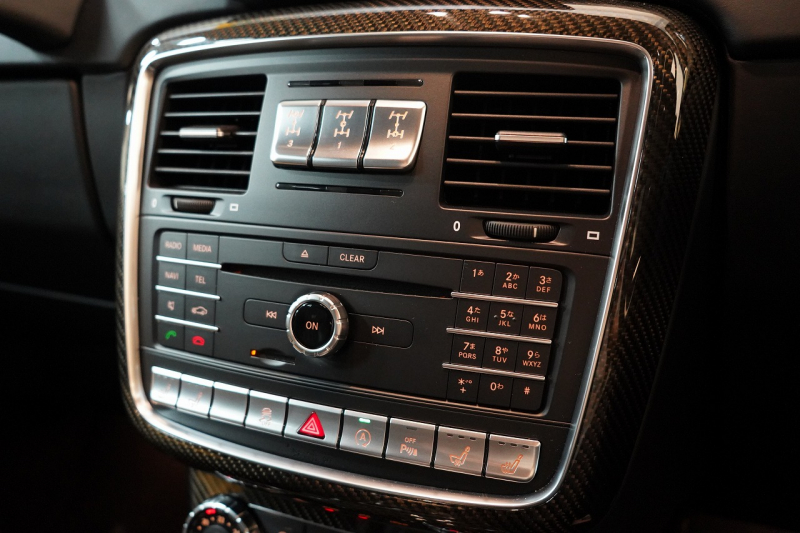 AMG Gクラス G63 designoエクスクルーシブインテリア designoミスティックホワイト カーボンインテリア サイドビューカメラ 中古車 中古車