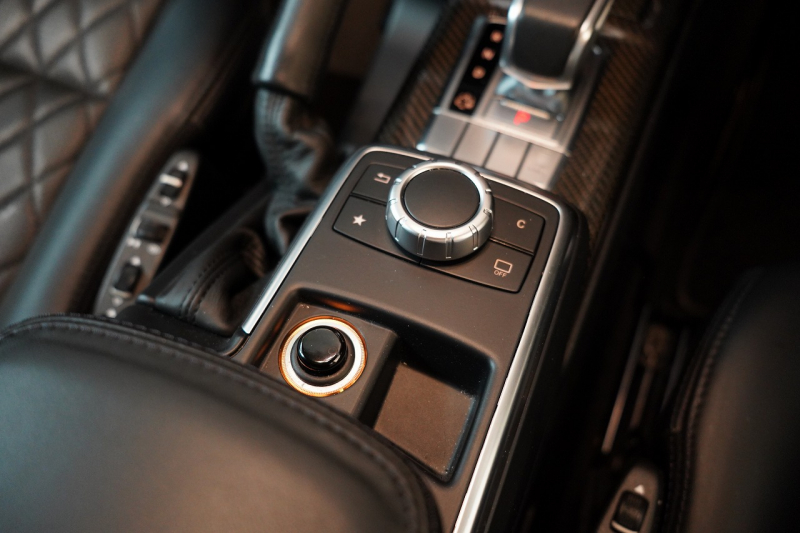 AMG Gクラス G63 designoエクスクルーシブインテリア designoミスティックホワイト カーボンインテリア サイドビューカメラ 中古車 中古車