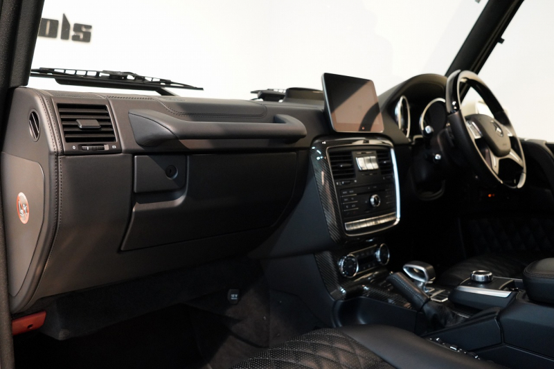 AMG Gクラス G63 designoエクスクルーシブインテリア designoミスティックホワイト カーボンインテリア サイドビューカメラ 中古車 中古車