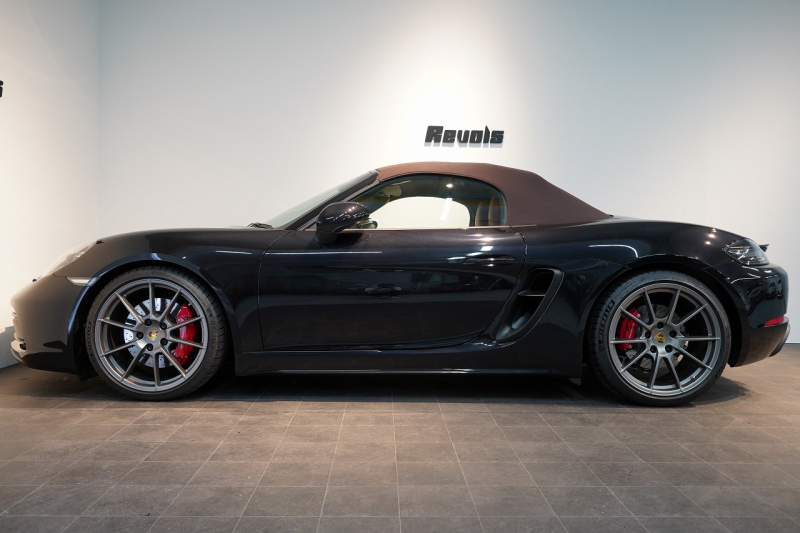 ポルシェ 718 ボクスター GTS 4.0 PDK ツートーンレザーインテリア PDLS+LEDヘッドライト ジェットブラック 中古車 中古車