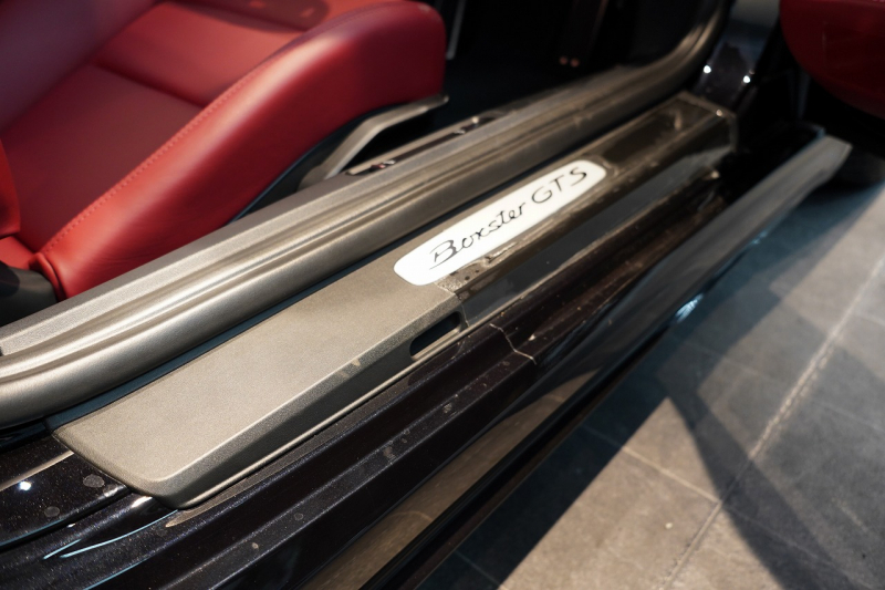 ポルシェ 718 ボクスター GTS 4.0 PDK ツートーンレザーインテリア PDLS+LEDヘッドライト ジェットブラック 中古車 中古車