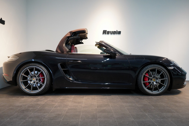 ポルシェ 718 ボクスター GTS 4.0 PDK ツートーンレザーインテリア PDLS+LEDヘッドライト ジェットブラック 中古車 中古車