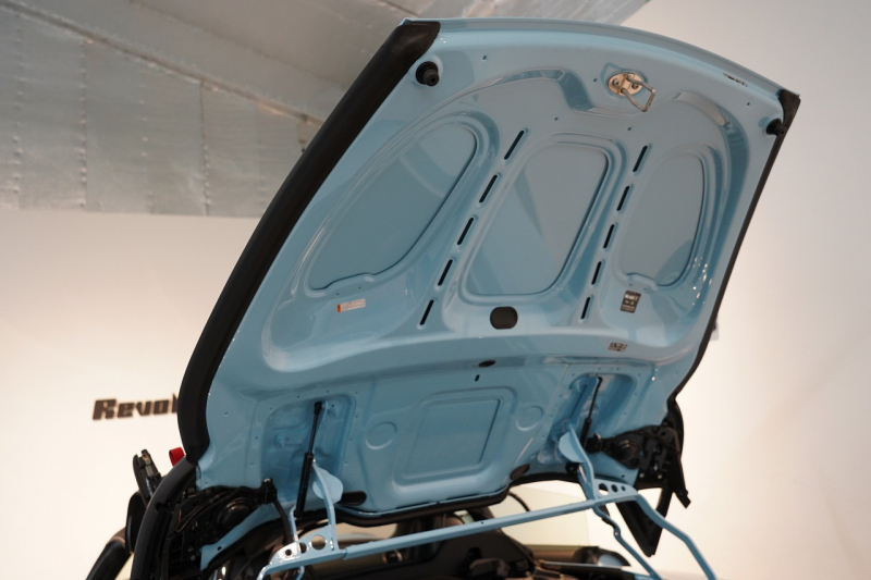 ポルシェ 718スパイダー RS PDK OP605 ガルフブルー ヴァイザッハPKG クロノPKG PCCB Fリフト レザーインテリア 中古車 中古車