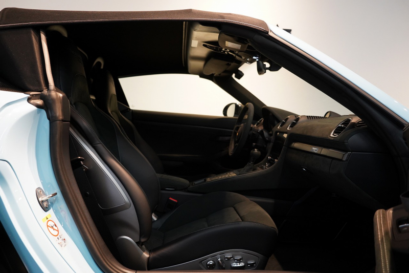 ポルシェ 718スパイダー RS PDK OP605 ガルフブルー ヴァイザッハPKG クロノPKG PCCB Fリフト レザーインテリア 中古車 中古車