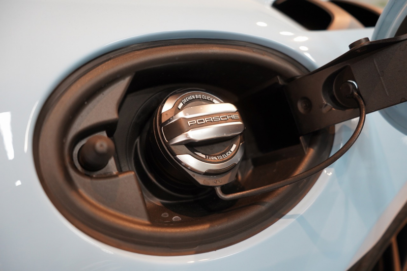 ポルシェ 718スパイダー RS PDK OP605 ガルフブルー ヴァイザッハPKG クロノPKG PCCB Fリフト レザーインテリア 中古車 中古車