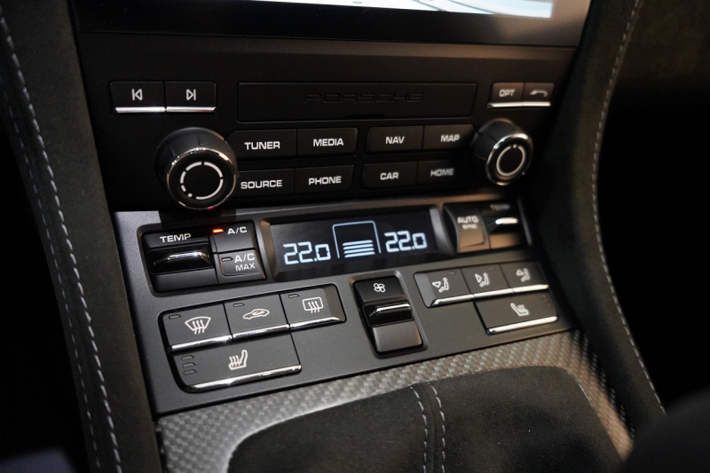 ポルシェ 718スパイダー RS PDK OP605 ガルフブルー ヴァイザッハPKG クロノPKG PCCB Fリフト レザーインテリア 中古車 中古車