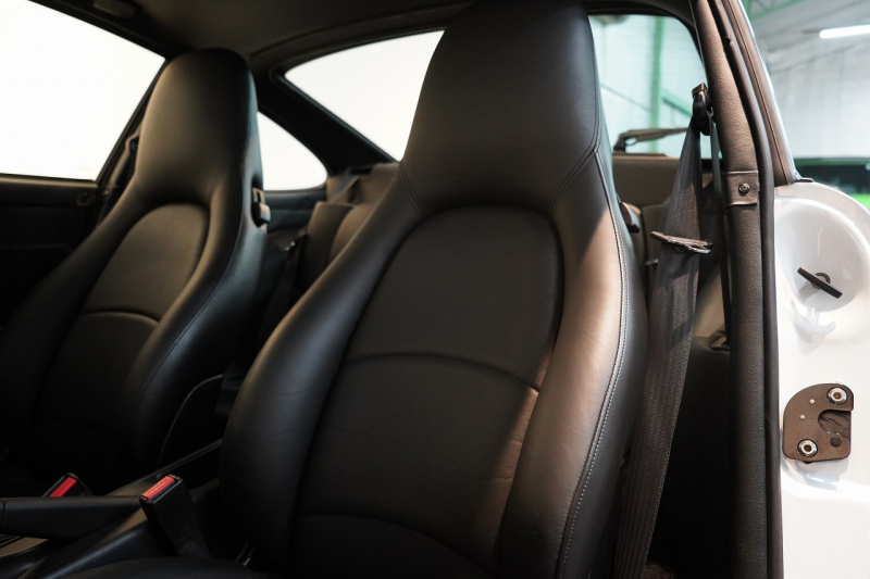 ポルシェ 911(Type993) Carrera S Tiptronic ターボSエアロキット MIZWAディーラー車 中古車 中古車