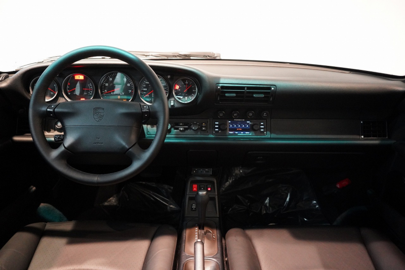 ポルシェ 911(Type993) Carrera S Tiptronic ターボSエアロキット MIZWAディーラー車 中古車 中古車