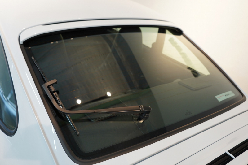 ポルシェ 911(Type993) Carrera S Tiptronic ターボSエアロキット MIZWAディーラー車 中古車 中古車