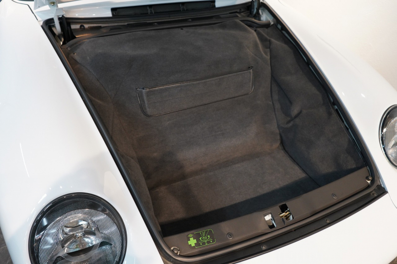 ポルシェ 911(Type993) Carrera S Tiptronic ターボSエアロキット MIZWAディーラー車 中古車 中古車