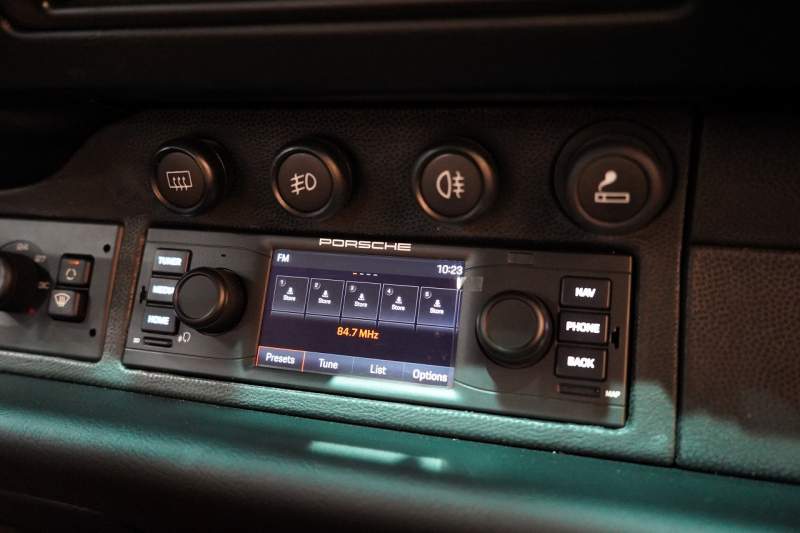 ポルシェ 911(Type993) Carrera S Tiptronic ターボSエアロキット MIZWAディーラー車 中古車 中古車