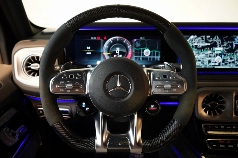 AMG Gクラス G63 AMG世田谷特別オーダープログラム車 左H ワンオーナー クラシックグレー カーボンインテリア&ステアリング 中古車 中古車