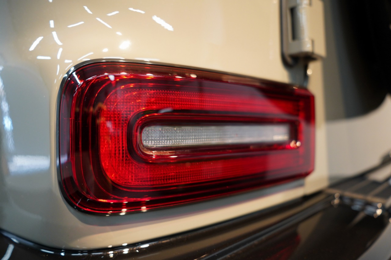 AMG Gクラス G63 AMG世田谷特別オーダープログラム車 左H ワンオーナー クラシックグレー カーボンインテリア&ステアリング 中古車 中古車