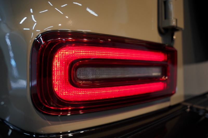 AMG Gクラス G63 AMG世田谷特別オーダープログラム車 左H ワンオーナー クラシックグレー カーボンインテリア&ステアリング 中古車 中古車