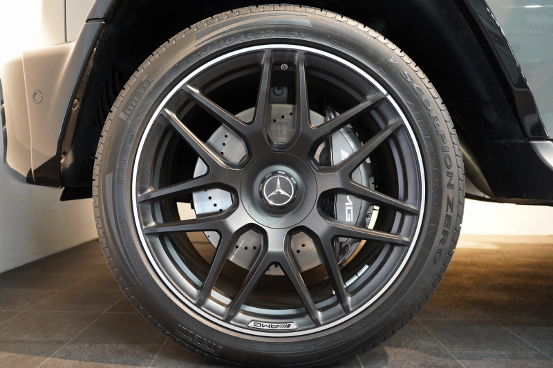 AMG Gクラス G63 AMG世田谷特別オーダープログラム車 左H ワンオーナー クラシックグレー カーボンインテリア&ステアリング 中古車 中古車