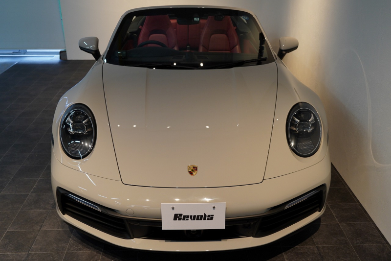 ポルシェ 911(Type992) 911Carrera S Cabriolet スポーツクロノ&エグゾースト ブラック×ボルドーレッドオールレザーインテリア クレヨン OP420  中古車