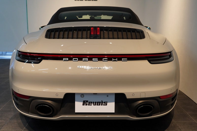 ポルシェ 911(Type992) 911Carrera S Cabriolet スポーツクロノ&エグゾースト ブラック×ボルドーレッドオールレザーインテリア クレヨン OP420  中古車
