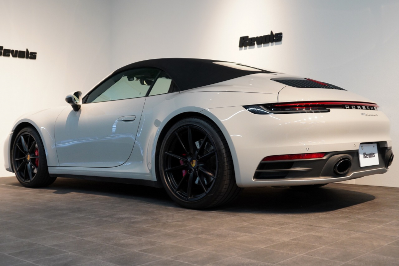 ポルシェ 911(Type992) 911Carrera S Cabriolet スポーツクロノ&エグゾースト ブラック×ボルドーレッドオールレザーインテリア クレヨン OP420  中古車